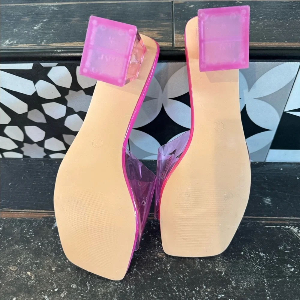 NWOT pink plastic midi square heels! 🩷FUN & FABULOUS 🩷see pic for more info!